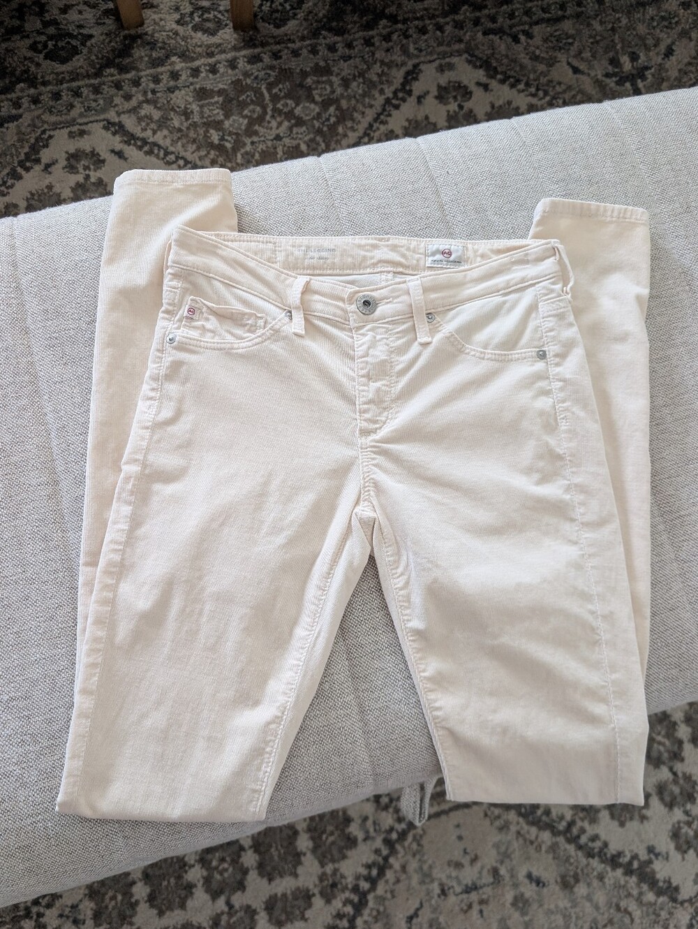 AG Adriano Goldschmied The Legging Super Skinny Corduroy Pants Cream Size 24